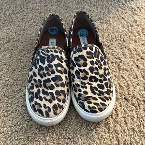 Steve Madden Slip On